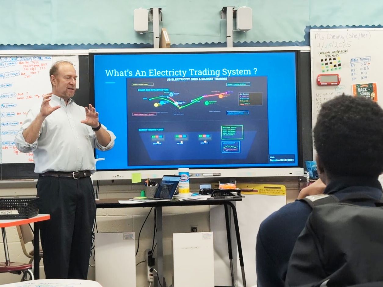 Financial career professional speaking to students